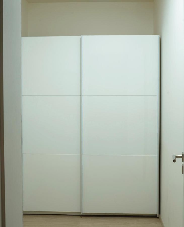 Tran Chien Apartment With Free Private Parking Praga Esterno foto